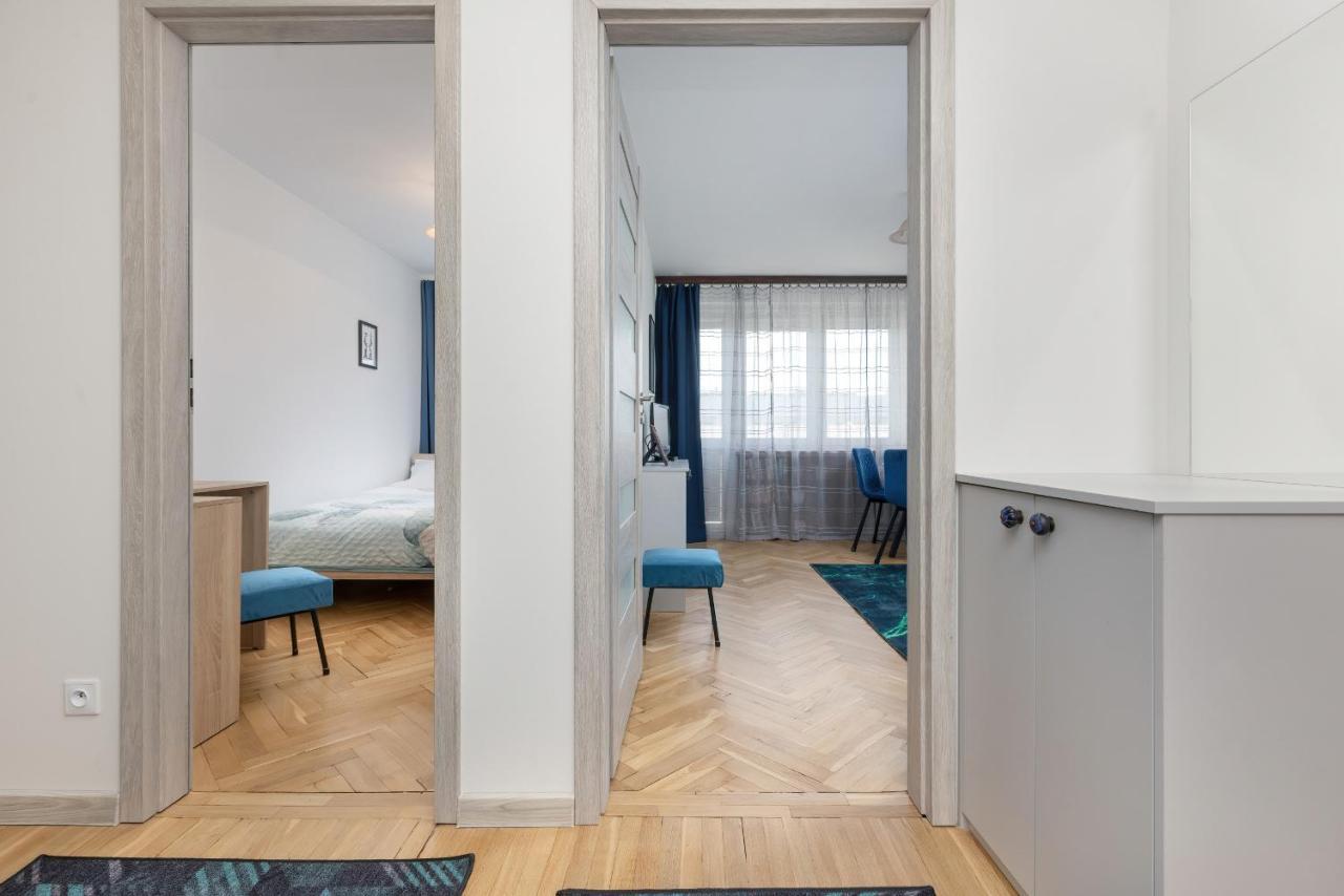 Cozy And Comfortable Wola Apartment By Noclegi Renters 华沙 外观 照片
